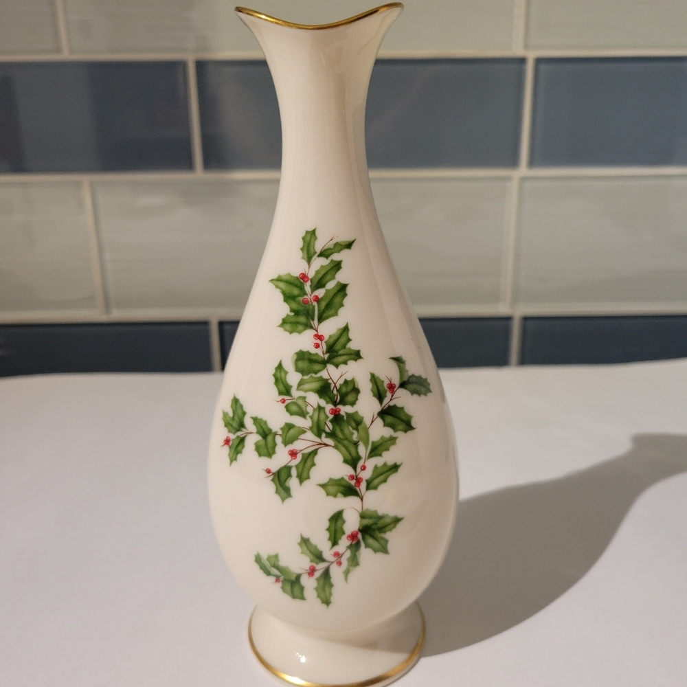 Lenox Holiday Bud Vase